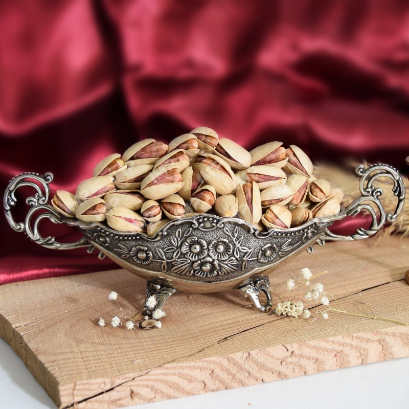 پسته اکبری